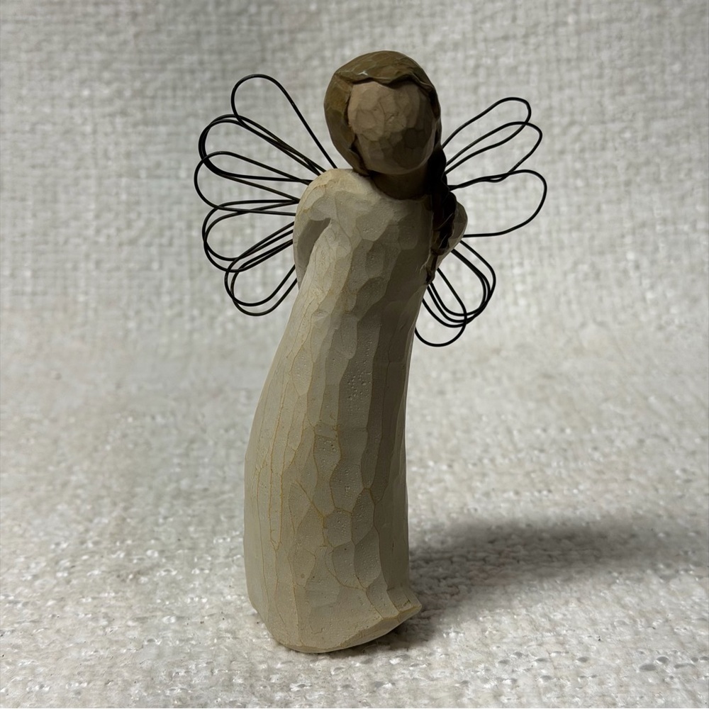 Willow Tree Thank You
Collectible Figurine Holding
Flowers